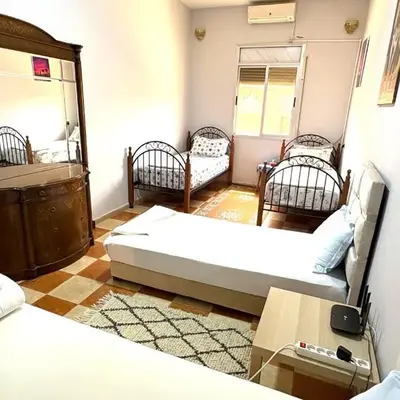 Cozy Host House with 2 air conditioned rooms