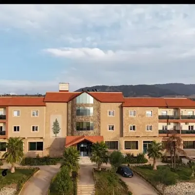 AUBERGE JOMANA PARK