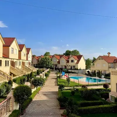 Sublime chalet à Ifrane avec piscine et parking gratuit