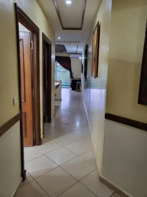 a hallway of a house with a hallwayngthngthngthngthngthngthngthngth at Votre havre de paix à Ifrane in Ifrane