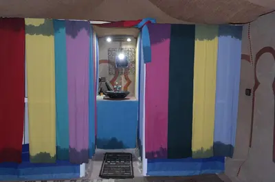 a room with a colorful hallway with a colorful wall at Morocco Stars Camp in Hassilabied