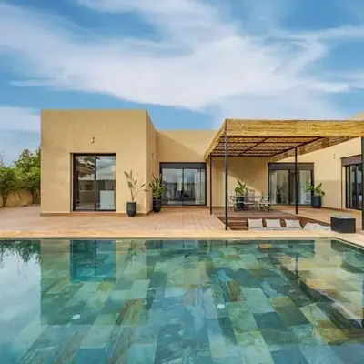 Villa de plain-pied avec piscine chauffée à Marrakech
