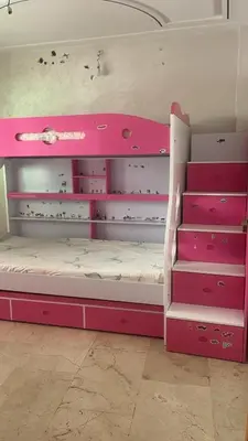a pink bunk bed in a room at Très bel Apt Fès,3 ch dans un quartier trop chic bien placé in Fès