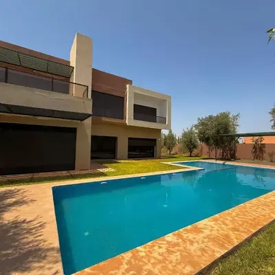 Villa Adam