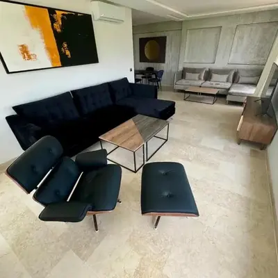 5 Stars Property
