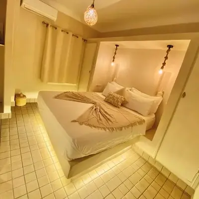Riad Oum h&N