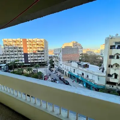3Bed-Room City Centre Apartment - 3 min to Train Station
