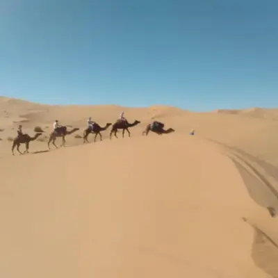 Isolé Bivouac Merzouga