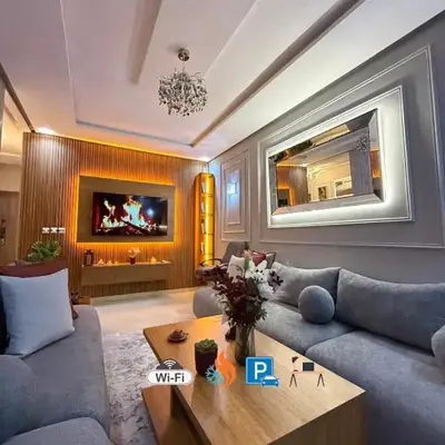 modern family stay