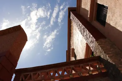 a view of the sky from the outside of a building at Riad Gabsi Dades in Boumalne