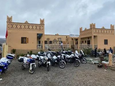 a group of motorcycles parked in front of a building at Auberge & Restaurant Agoudal in Agoudal
