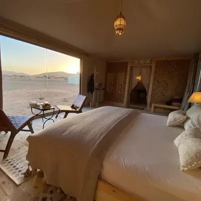 THE SANDY TENTS