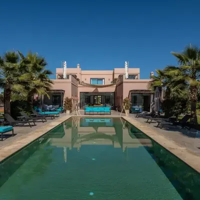 Les Iris - Peaceful villa with heated private pool & hammam