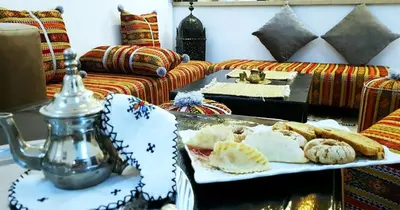 a tray of food on a table in a living room at Dar Yan in Er Rachidia